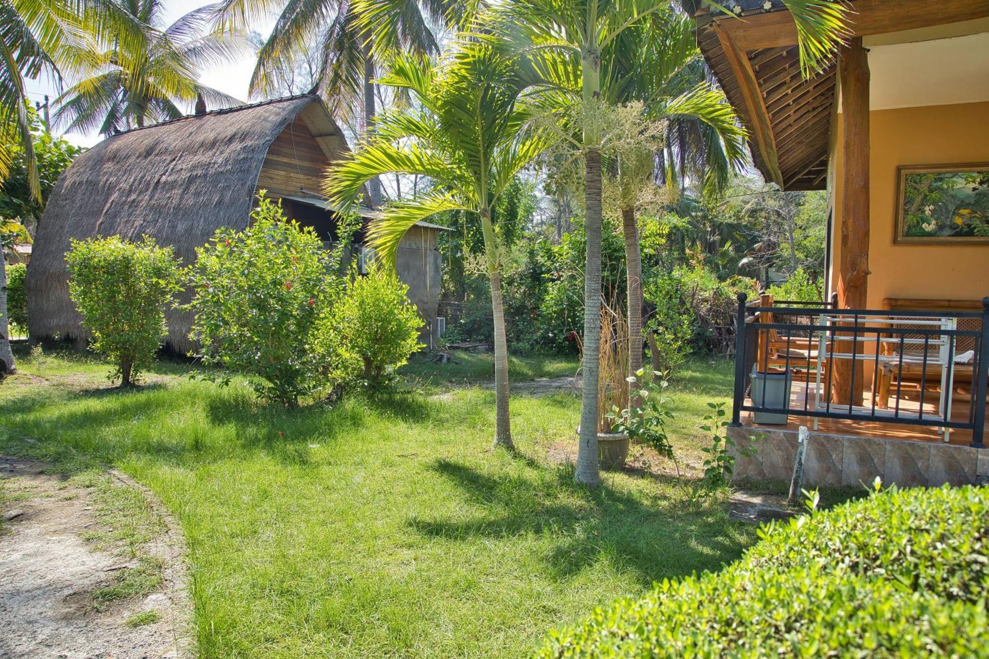 Bunga Bungalows Gili Meno Extérieur photo