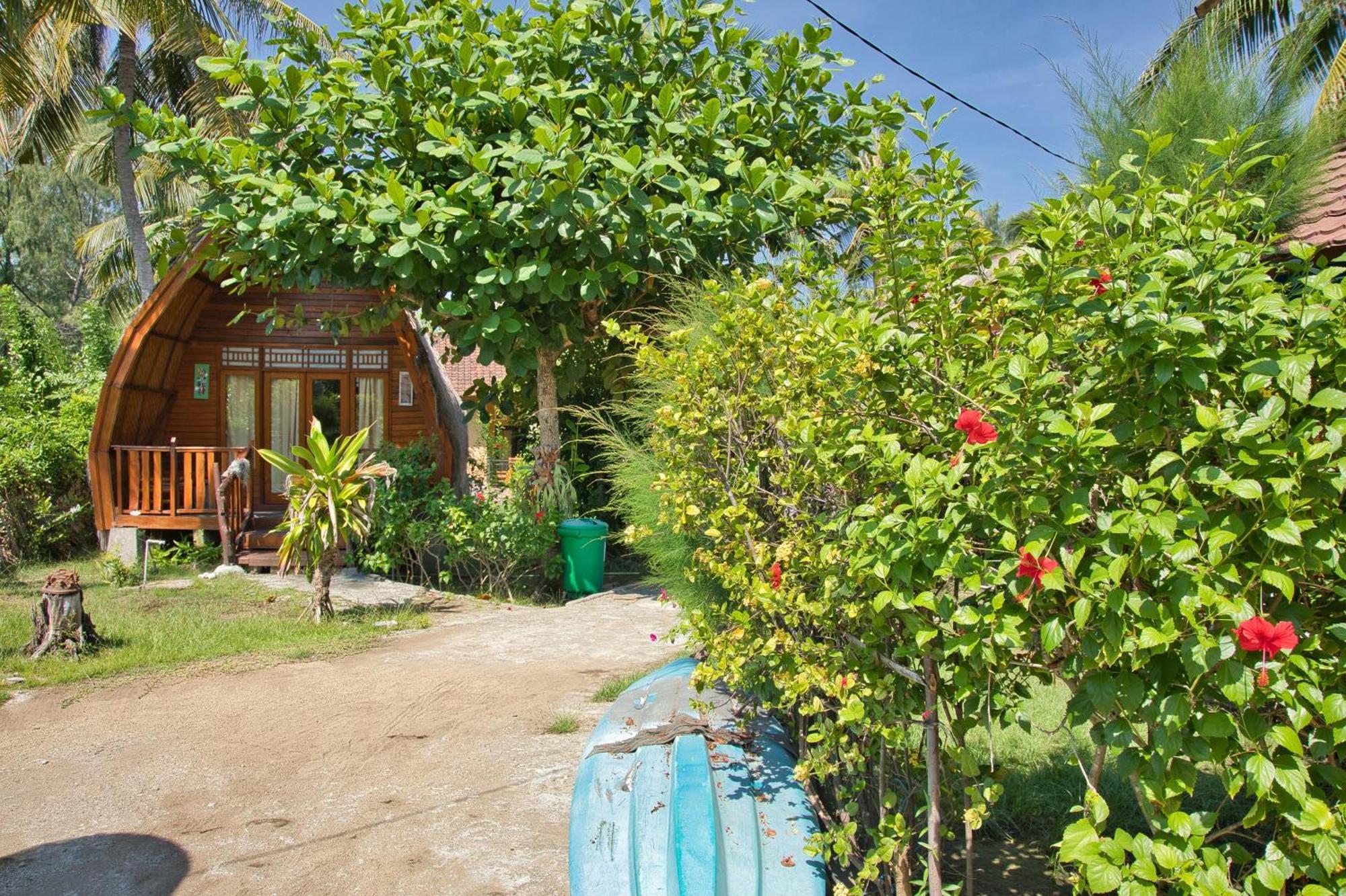 Bunga Bungalows Gili Meno Extérieur photo